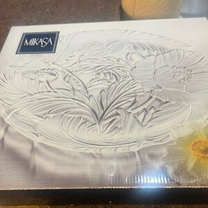 Mikasa Clear Floral Glass Platter 14 inch brand new in box large poppyflower